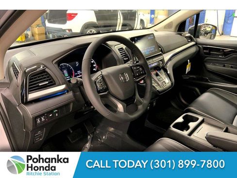 New 2026 Honda Odyssey Touring image 6