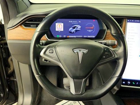 Used 2020 Tesla Model X Long Range AWD/4WD image 12