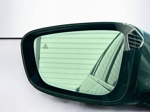 Used 2022 BMW 530i w/ M Sport Package image 16