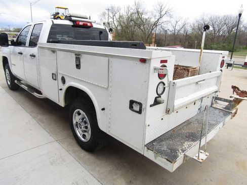 Used 2016 Chevrolet Silverado 2500 W/T image 6