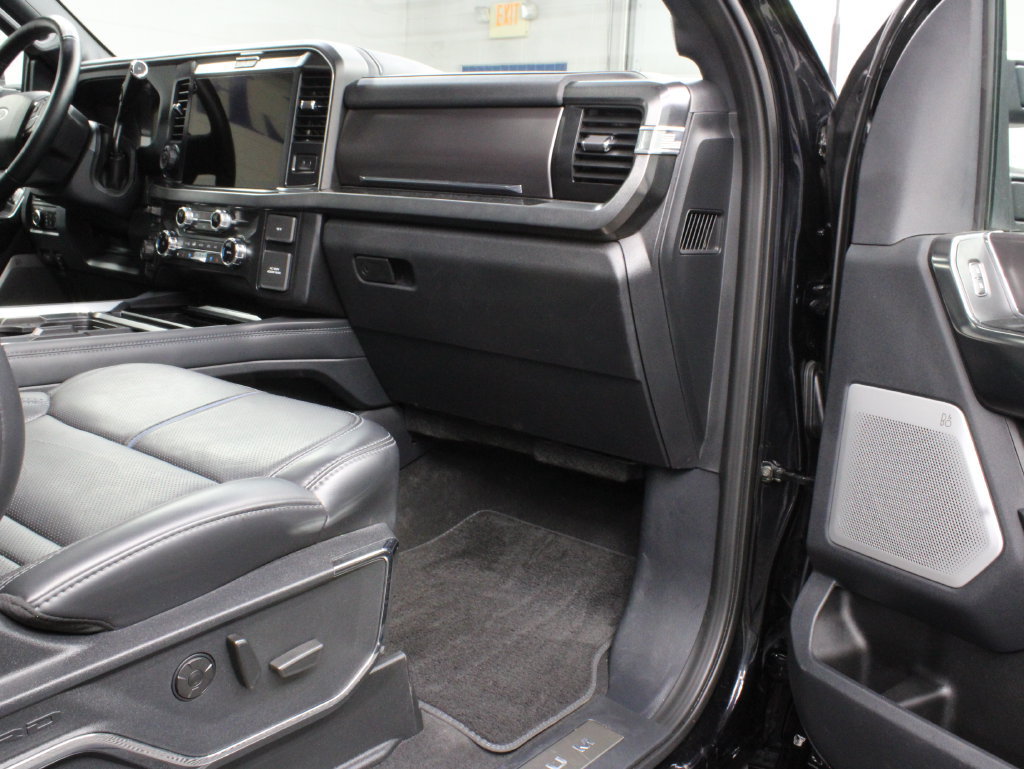 Used 2026 Ford F250 Platinum w/ FX4 Off-Road Package AWD/4WD image 45