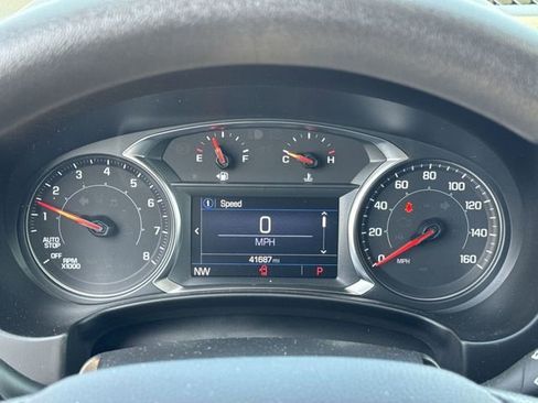 Used 2023 GMC Terrain SLE w/ Driver Convenience Package FWD image 14