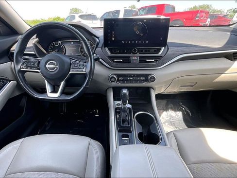 Used 2023 Nissan Altima 2.5 SL FWD image 9