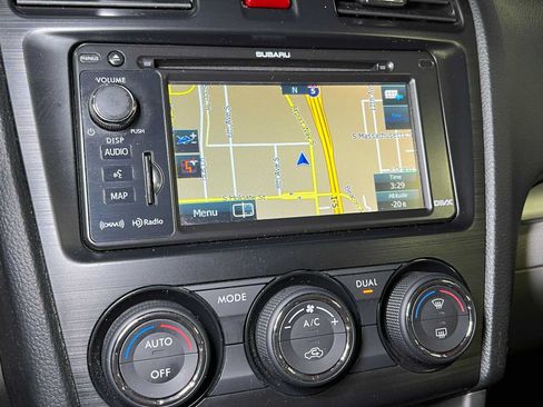Used 2015 Subaru Forester 2.5i Touring w/ Eyesight & Navigation System AWD/4WD image 40