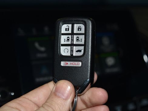 Used 2024 Honda Odyssey EX-L image 16