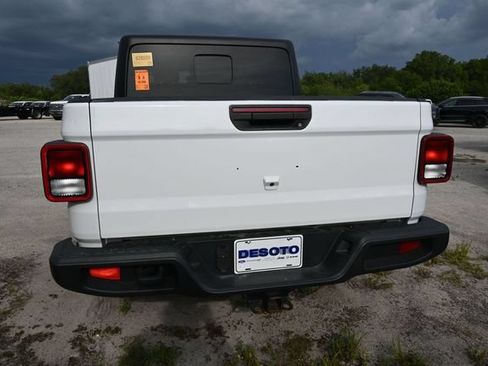 Used 2021 Jeep Gladiator Sport AWD/4WD image 13
