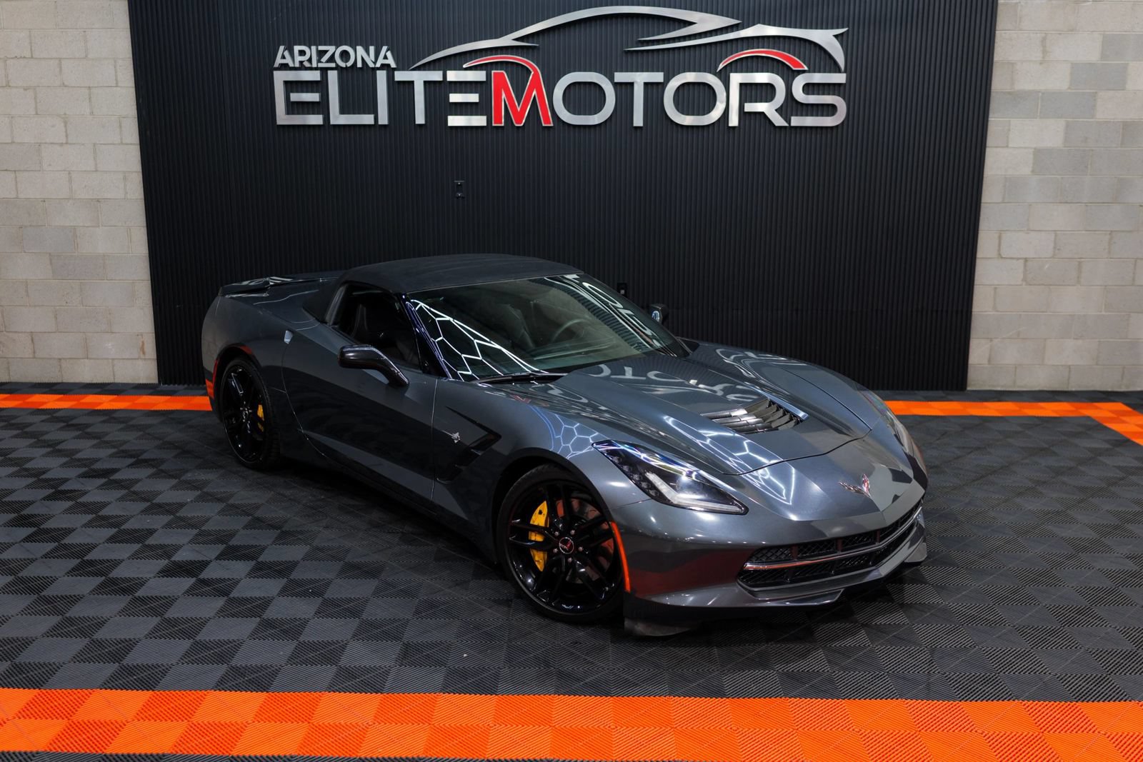 Used 2014 Chevrolet Corvette Stingray Convertible w/ 3LT Preferred Equipment Group RWD image 6