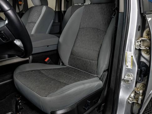 Used 2018 RAM 2500 Big Horn AWD/4WD image 26
