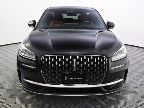 Used 2023 Lincoln Corsair Reserve w/ Equipment Group 202A image 10