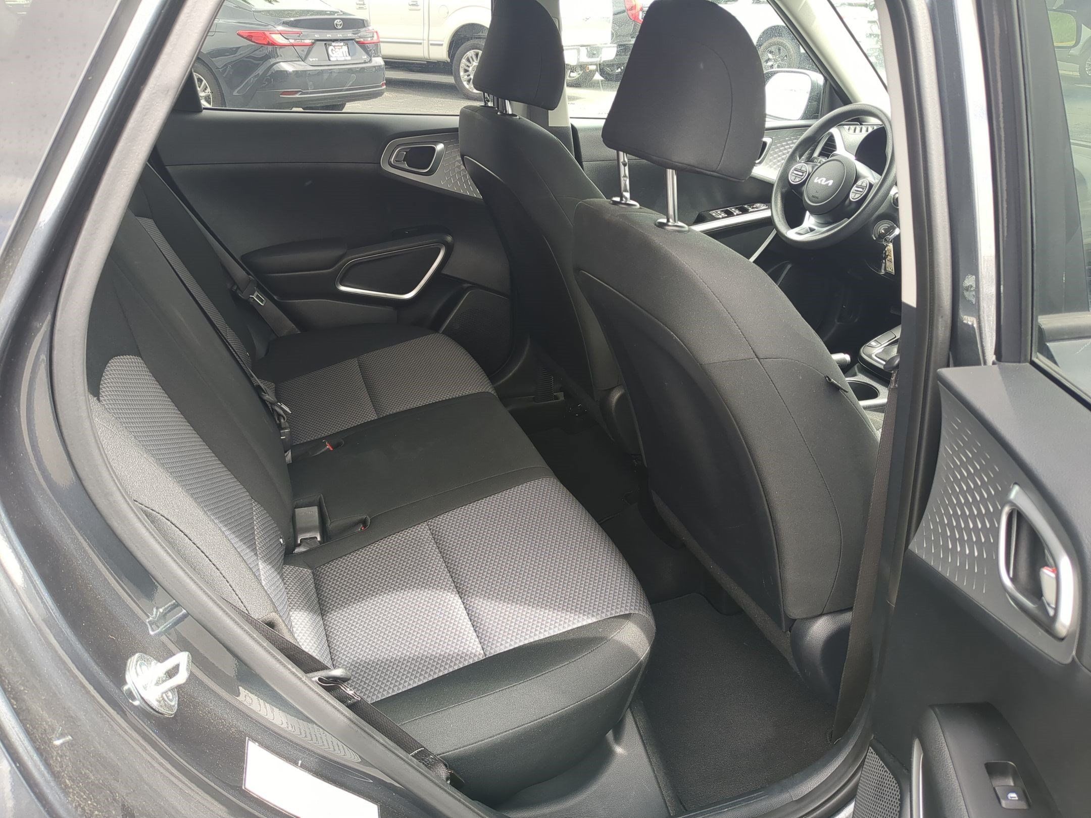 Used 2023 Kia Soul LX w/ Option Group 015 FWD image 30