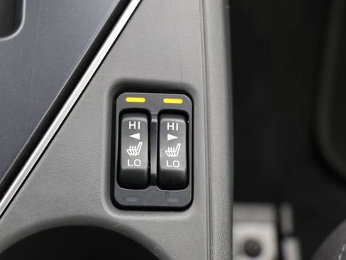 Used 2024 Subaru Crosstrek 2.0i Premium image 24