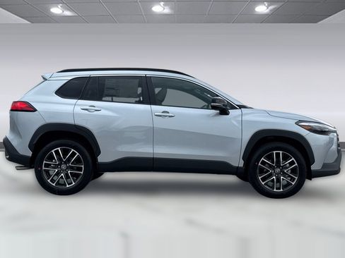 New 2026 Toyota Corolla Cross XLE AWD/4WD image 2