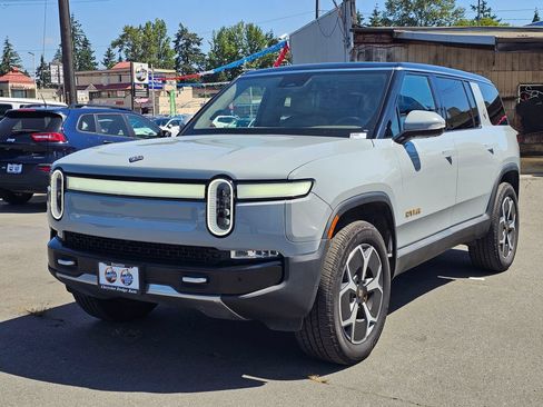 Used 2023 Rivian R1S Adventure Quad AWD/4WD image 3