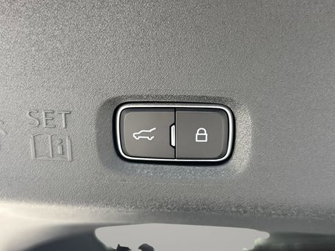 New 2025 Ford Expedition Max Active image 9