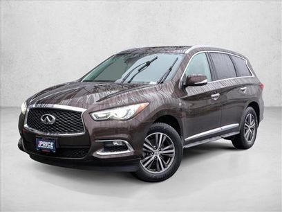 Used 2019 INFINITI QX60 Luxe w/ Essential Package
