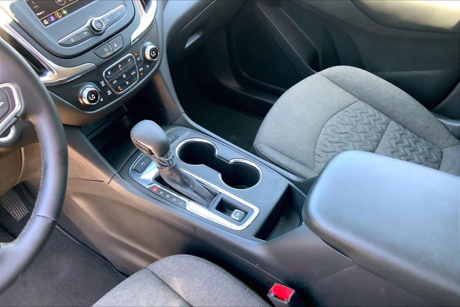 Used 2024 Chevrolet Equinox LT AWD/4WD image 16