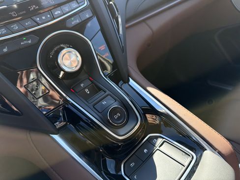 Certified 2025 Acura RDX SH-AWD w/ Technology Package image 46