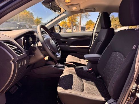 New 2026 Mitsubishi Outlander Sport LE AWD/4WD image 12