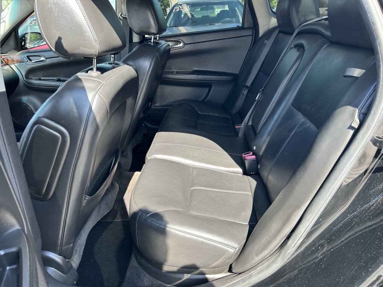 Used 2016 Chevrolet Impala LTZ FWD image 8