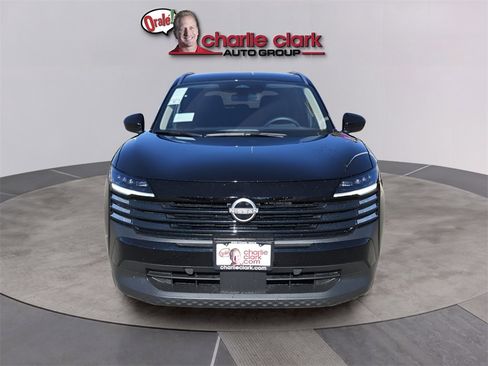 New 2026 Nissan Kicks SV image 8