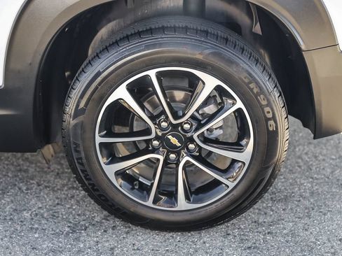 Used 2024 Chevrolet TrailBlazer LT FWD image 8