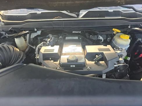 Used 2022 RAM 3500 Tradesman w/ Chrome Appearance Group AWD/4WD image 13