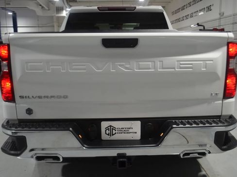 Used 2021 Chevrolet Silverado 1500 LT image 9
