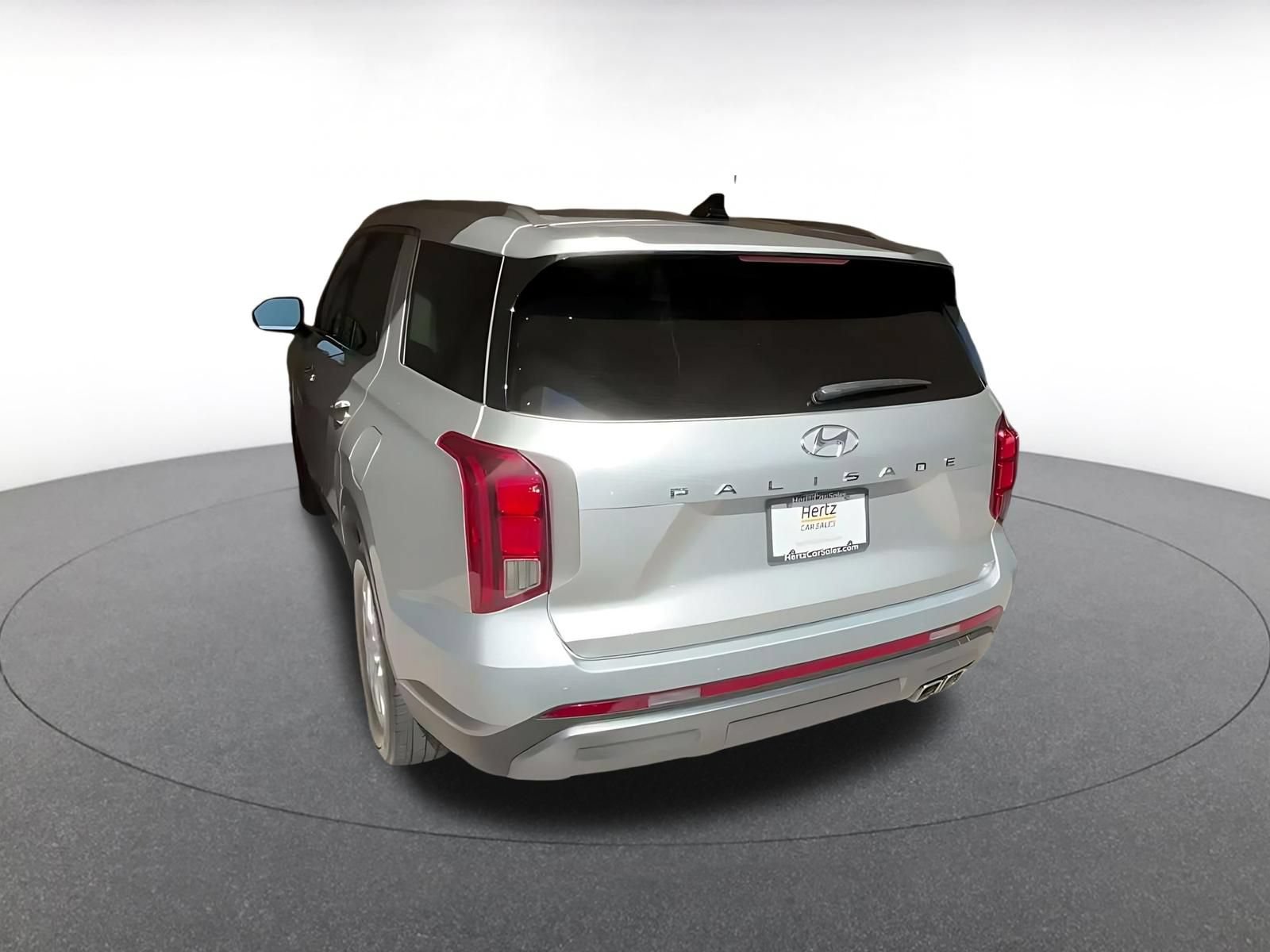 Used 2025 Hyundai Palisade SEL FWD image 13