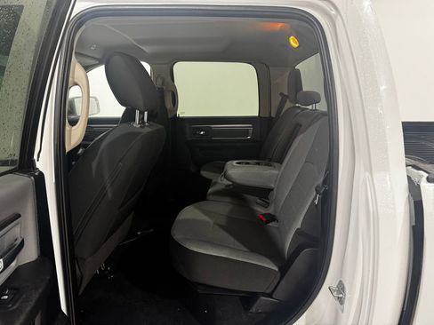 Used 2022 RAM 1500 Classic SLT image 21