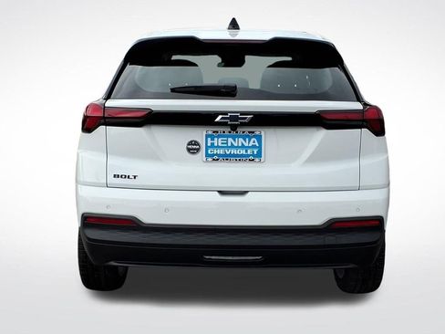 New 2027 Chevrolet Bolt LT w/ Comfort Package FWD image 4