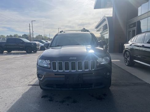 Used 2016 Jeep Compass High Altitude image 2