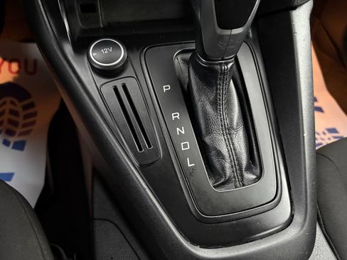 Used 2016 Ford Focus SE FWD image 26