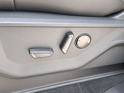 New 2025 Ford Expedition Platinum w/ Stealth Performance Package image 22