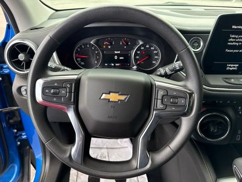 Used 2025 Chevrolet Blazer LT w/ LPO, 'HIT The Road' Package FWD image 24