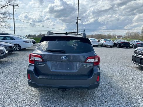 Used 2016 Subaru Outback 3.6R Limited AWD/4WD image 6