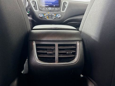 Used 2024 Chevrolet Malibu LT FWD image 30