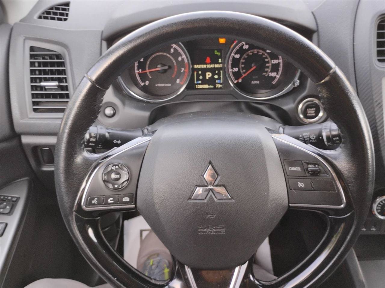 Used 2019 Mitsubishi Outlander Sport SE FWD image 31