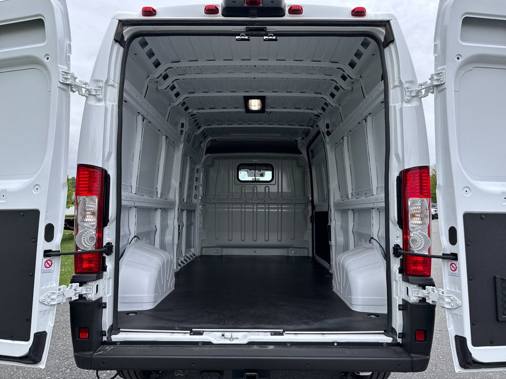 New 2026 RAM ProMaster 2500 w/ Advanced Safety Group FWD image 10