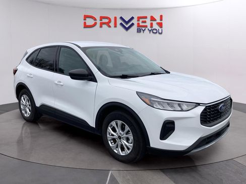 Used 2025 Ford Escape Active image 8