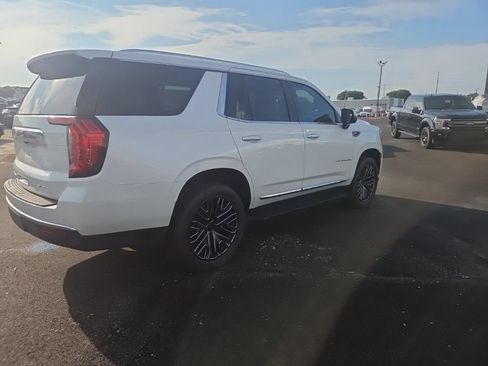 Used 2022 GMC Yukon SLT w/ SLT Premium Package RWD image 8