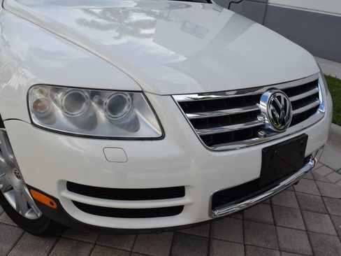 Used 2006 Volkswagen Touareg V10 TDI AWD/4WD image 8