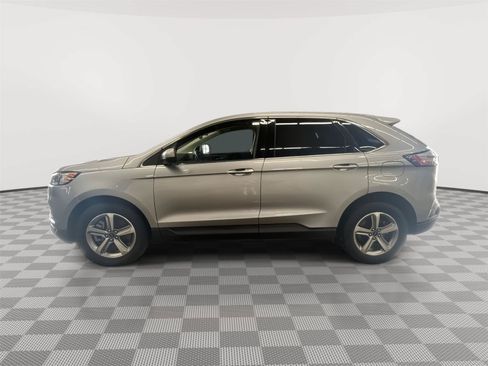 Used 2022 Ford Edge SEL w/ Convenience Package AWD/4WD image 8