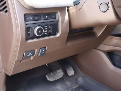 Used 2023 Ford F250 King Ranch w/ Tremor Off-Road Package AWD/4WD image 22
