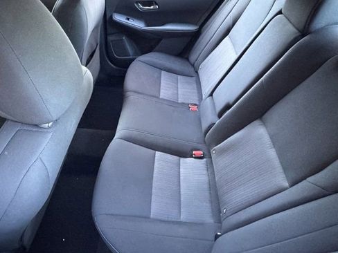 Used 2022 Nissan Sentra SV w/ Trunk Package image 18