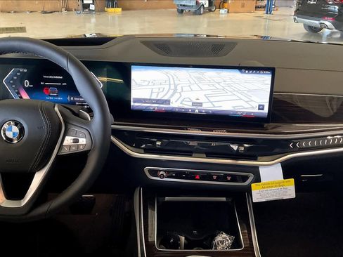 New 2026 BMW X5 sDrive40i image 6