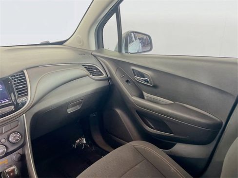 Used 2020 Chevrolet Trax LS w/ Tint and Cruise Package image 20