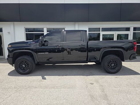 Certified 2026 Chevrolet Silverado 2500 ZR2 AWD/4WD image 4