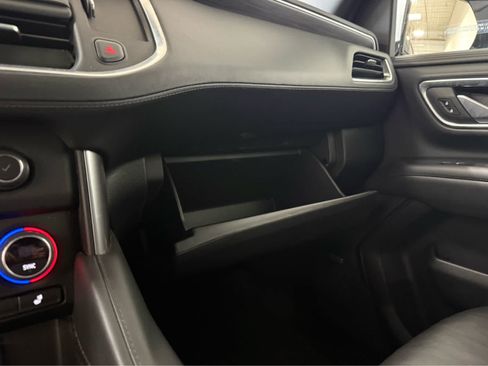 Used 2024 Chevrolet Suburban LT AWD/4WD image 20