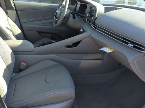 New 2026 Hyundai Elantra Sport FWD image 22