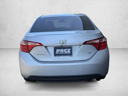Used 2018 Toyota Corolla LE FWD image 6